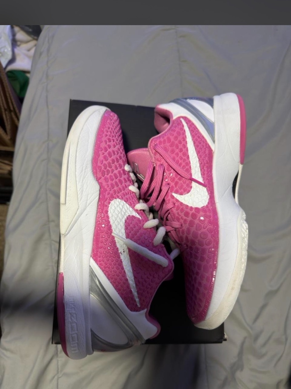 kobe 6 think pink basketball shoes